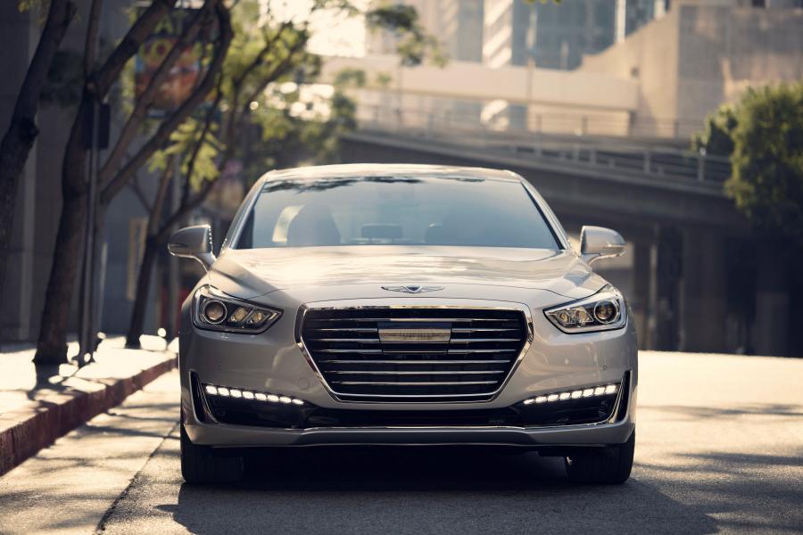  Genesis G90 (HI) 2016 года  (NA) (фото 38 из 60)